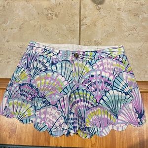 Lilly Pulitzer size 4 shorts